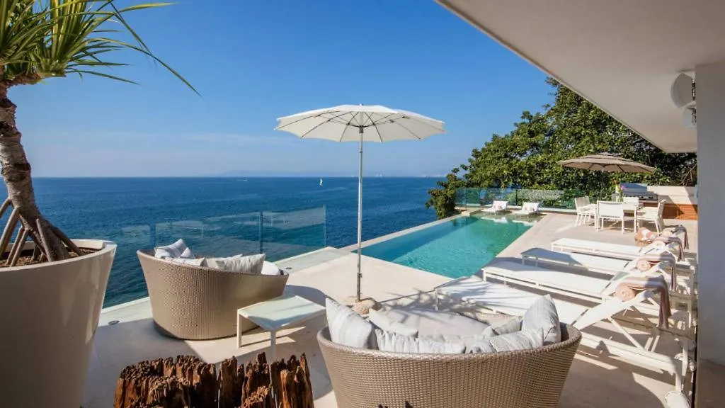 Vakantiehuis New Oceanfront Luxury Villa In Puerto Vallarta Mexico
